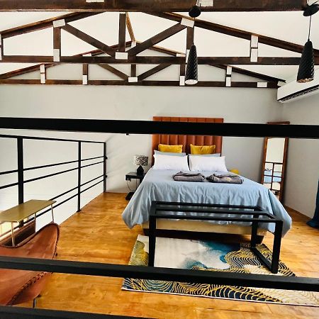 Kates Nest Guesthouse 오샤카티 외부 사진