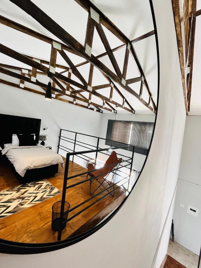 Kates Nest Guesthouse 오샤카티 외부 사진