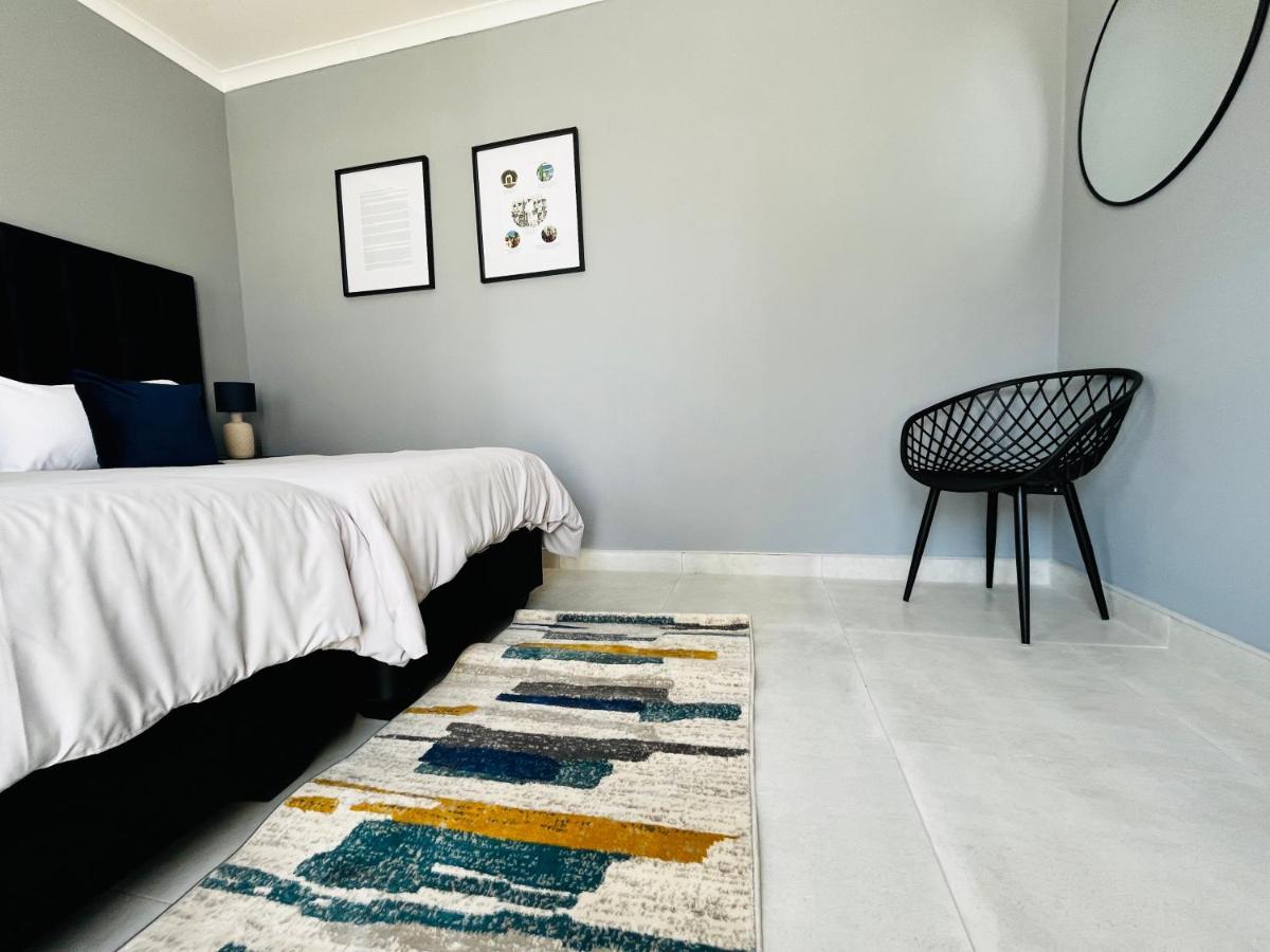 Kates Nest Guesthouse 오샤카티 외부 사진