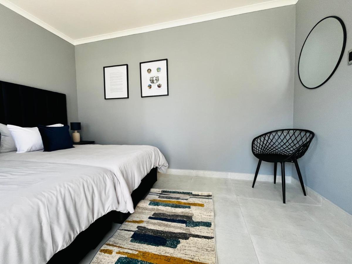 Kates Nest Guesthouse 오샤카티 외부 사진